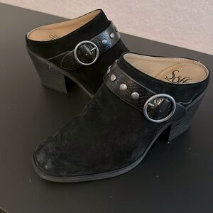 Western black leather suede mule size 6